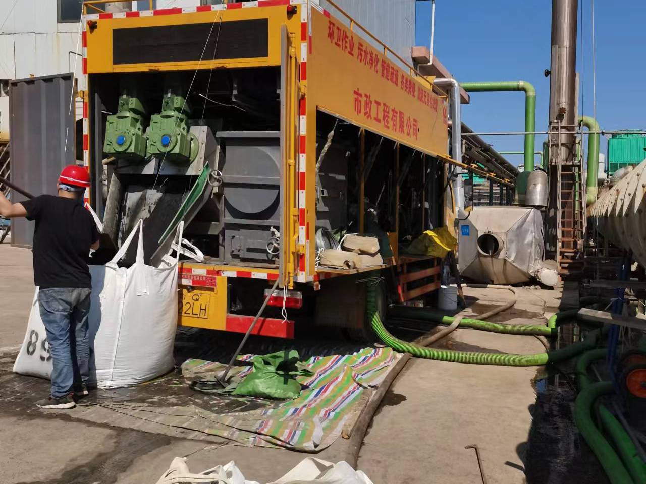 邹平淤泥压干处理